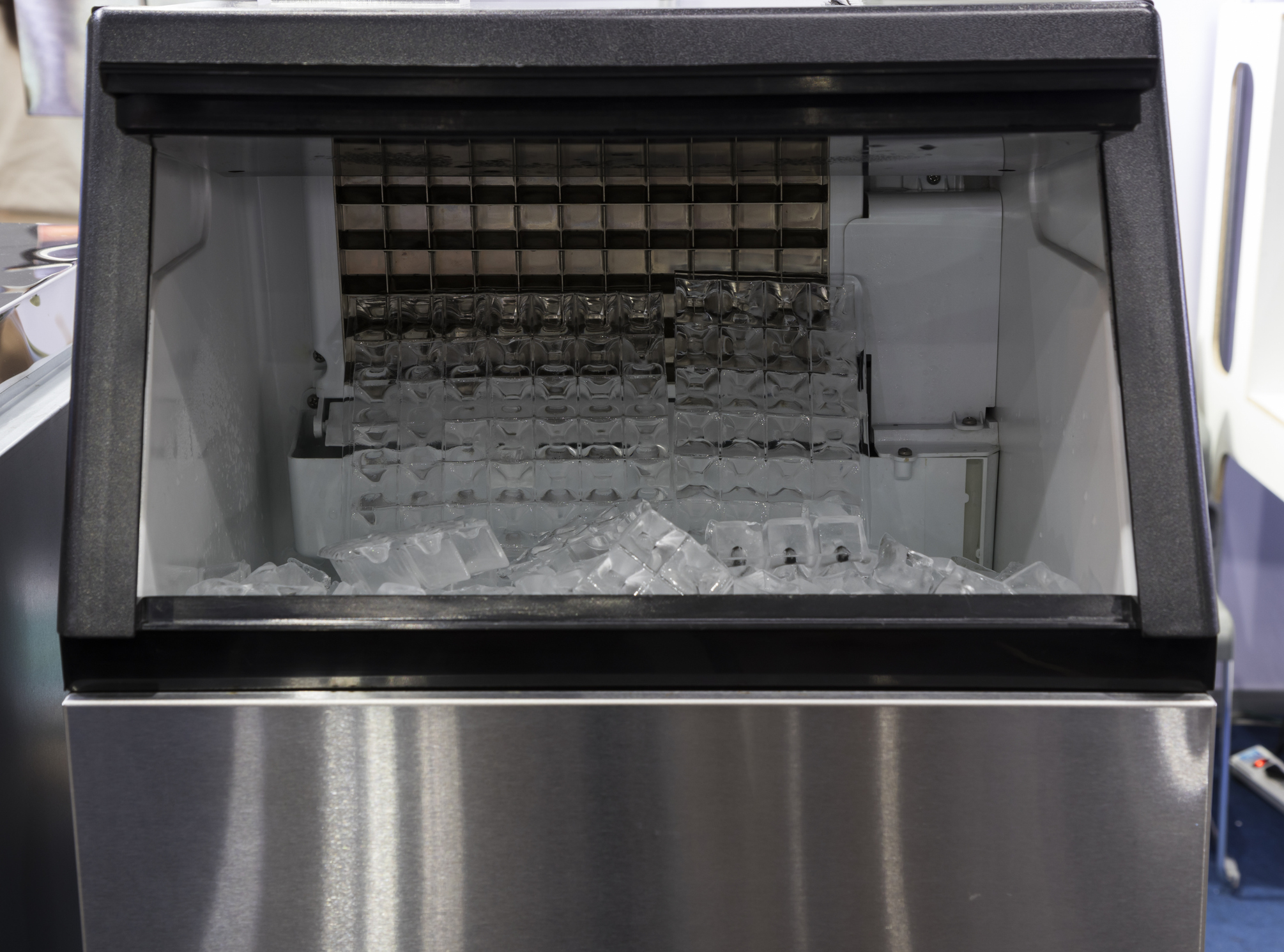 Commerical Ice Machine